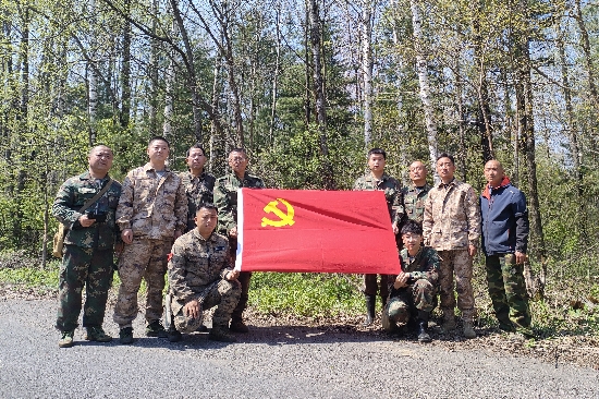 1747278694407934.jpg 綜合調(diào)查設(shè)計(jì)處黨支部啟動(dòng)“森林資源可持續(xù)經(jīng)營(yíng)試點(diǎn)示范模式林建設(shè)”支部立項(xiàng)活動(dòng)(1).jpg