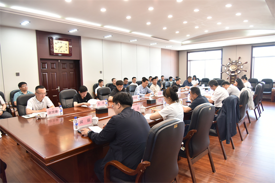 1750383647780701.jpg 吉林省林業(yè)和草原局赴泉陽(yáng)林業(yè)有限公司開展公用基礎(chǔ)設(shè)施建設(shè)專項(xiàng)調(diào)研(6).jpg