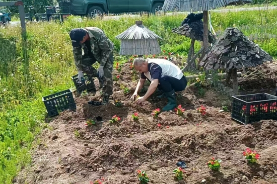 1750383933538089.jpg 森林資源管護(hù)大隊(duì)打造“生態(tài)驛站”繪就綠色發(fā)展新圖景(2).jpg