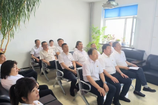 1751598239570260.jpg 傳承紅色基因 筑牢紀律防線 大川林場與物資公司黨支部聯(lián)合開展慶“七一”主題教育活動(2).jpg