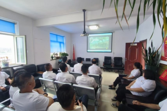 1751598247436899.jpg 傳承紅色基因 筑牢紀律防線 大川林場與物資公司黨支部聯(lián)合開展慶“七一”主題教育活動(1).jpg